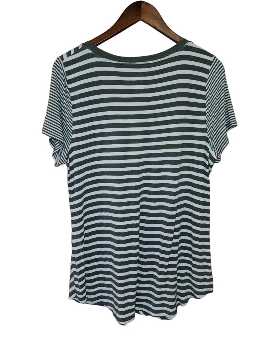 Maurices 24 / 7 Striped Short sleeved tee Womens size 2X - Picture 2 of 3